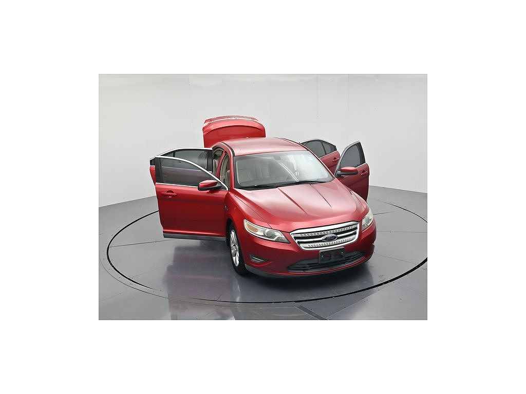 2010 Ford Taurus SEL