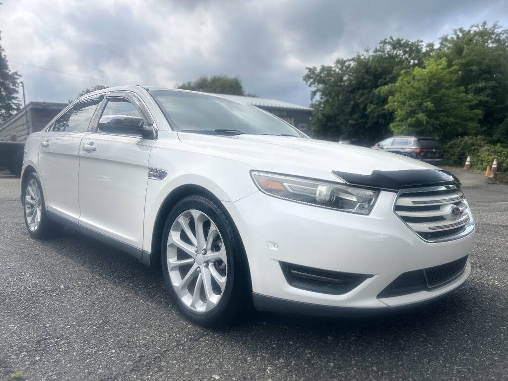 2015 Ford Taurus Limited