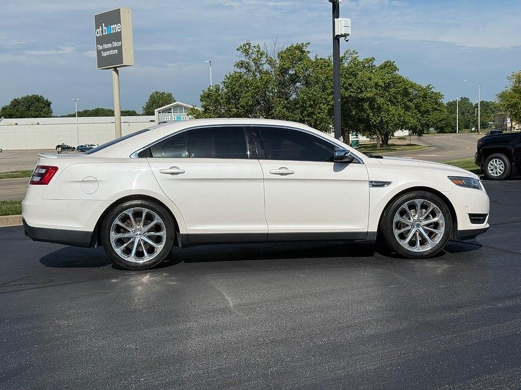 2015 Ford Taurus Limited