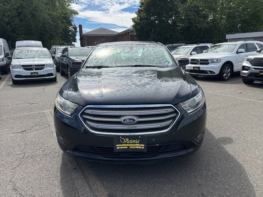 2015 Ford Taurus SEL