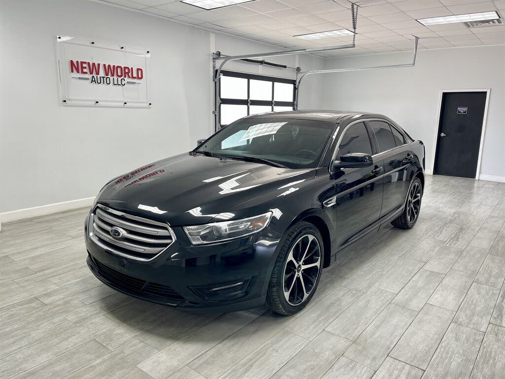 2015 Ford Taurus SEL