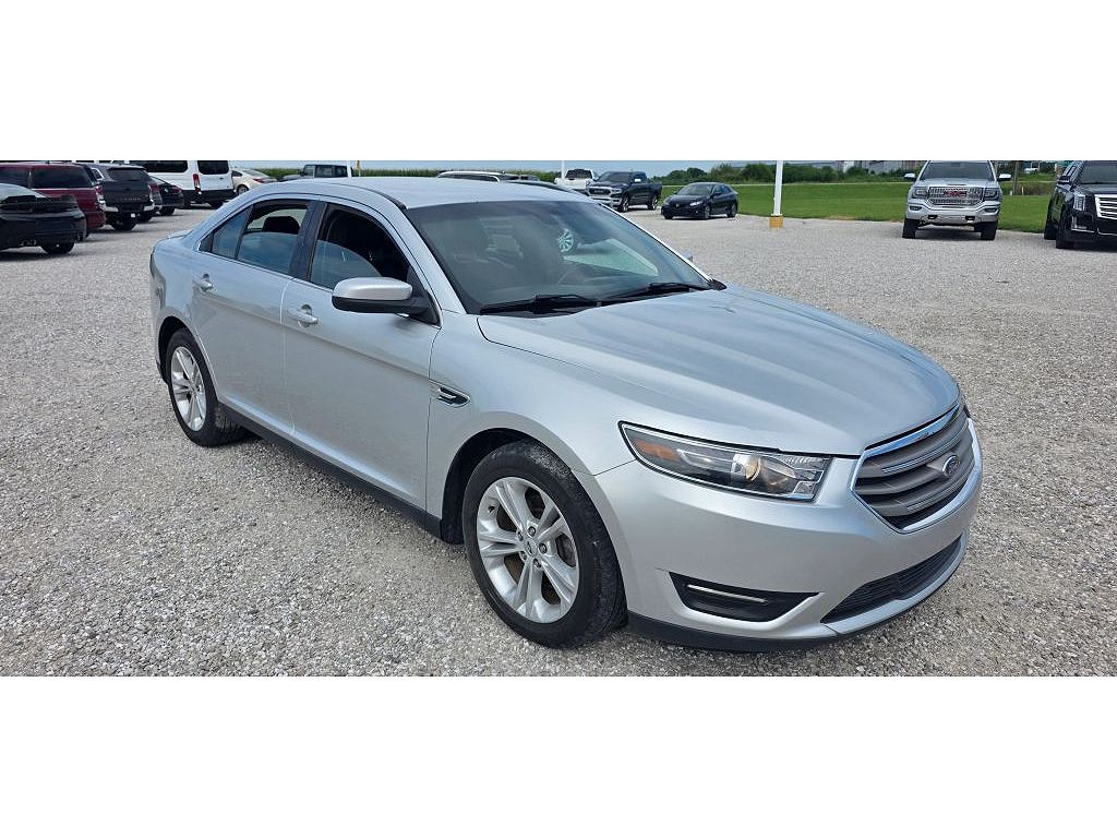 2017 Ford Taurus SEL