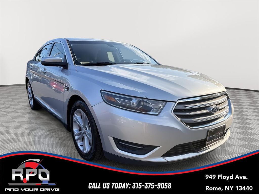 2015 Ford Taurus SEL