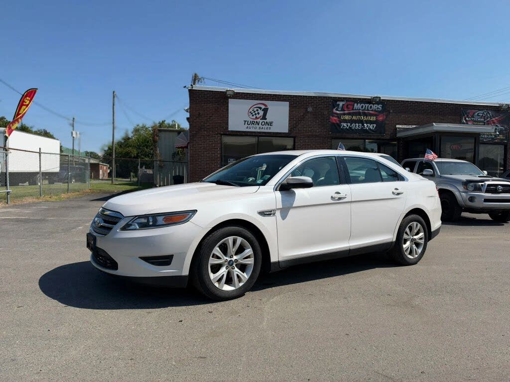 2011 Ford Taurus SEL