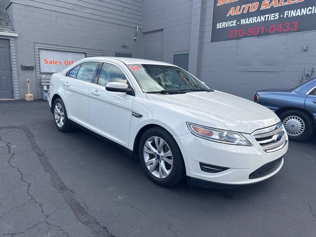 2011 Ford Taurus SEL