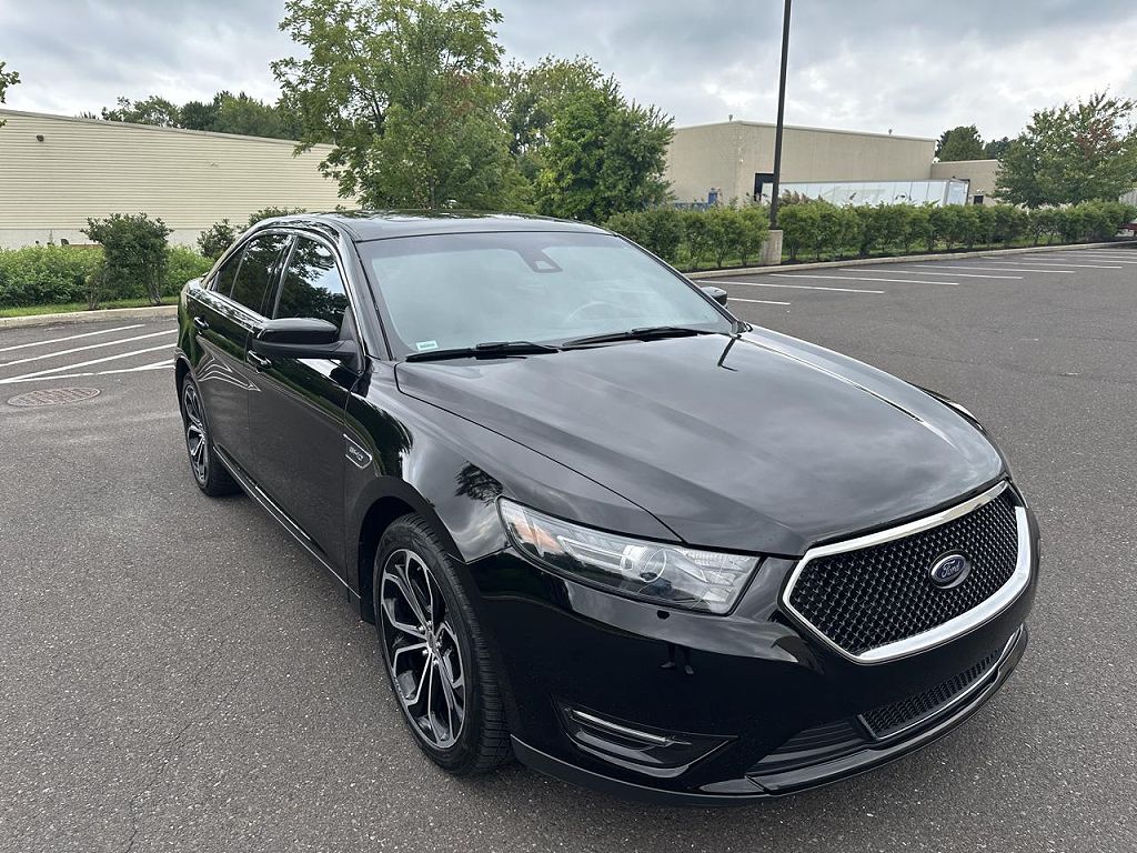 2018 Ford Taurus SHO