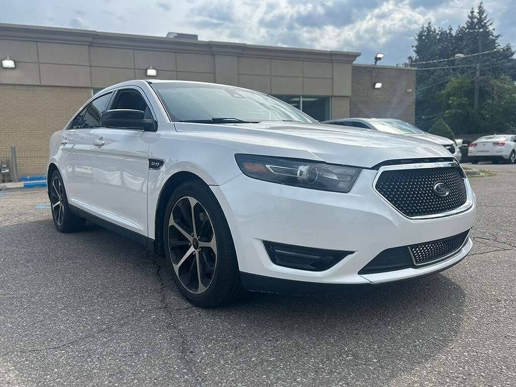 2016 Ford Taurus SHO