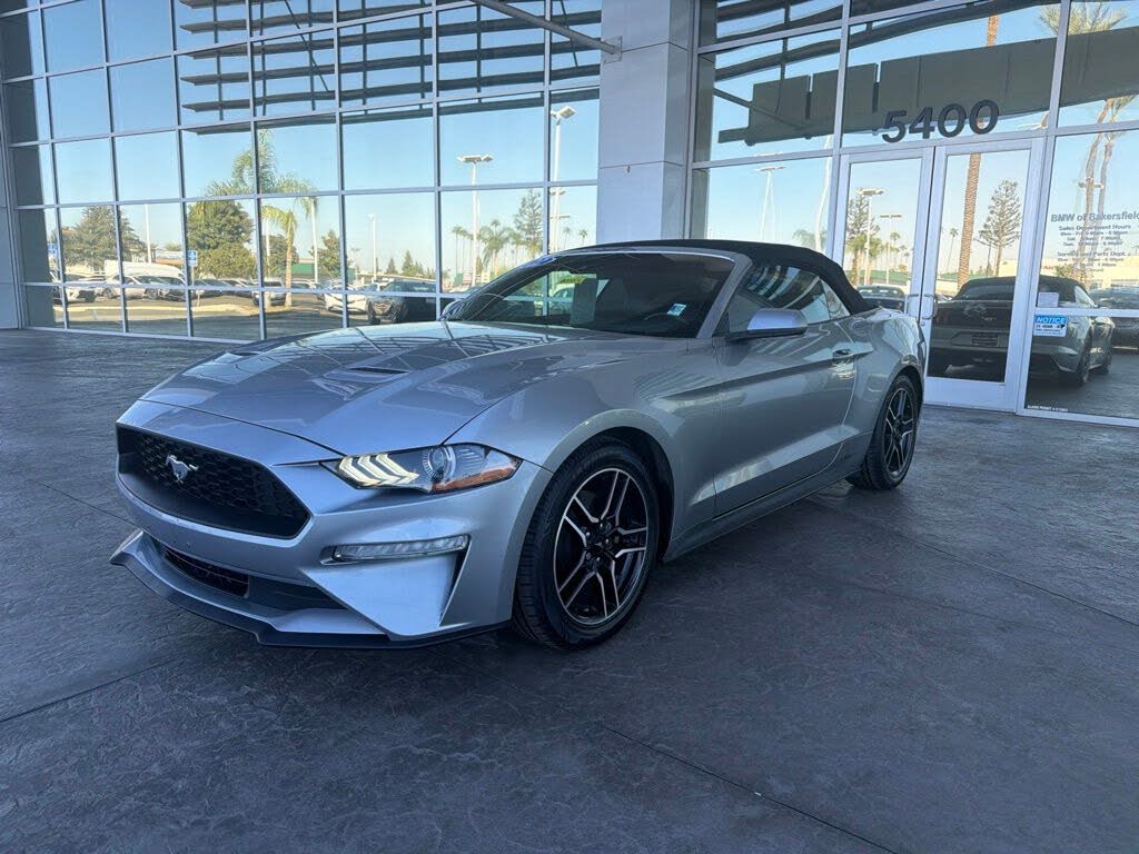 2022 Ford Mustang EcoBoost