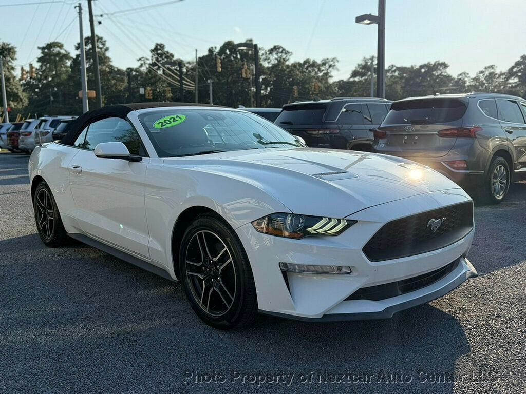 2021 Ford Mustang EcoBoost