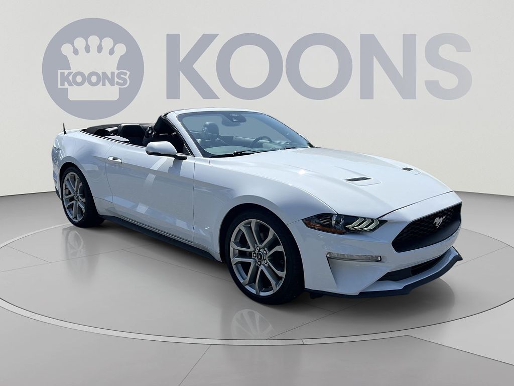 2022 Ford Mustang EcoBoost
