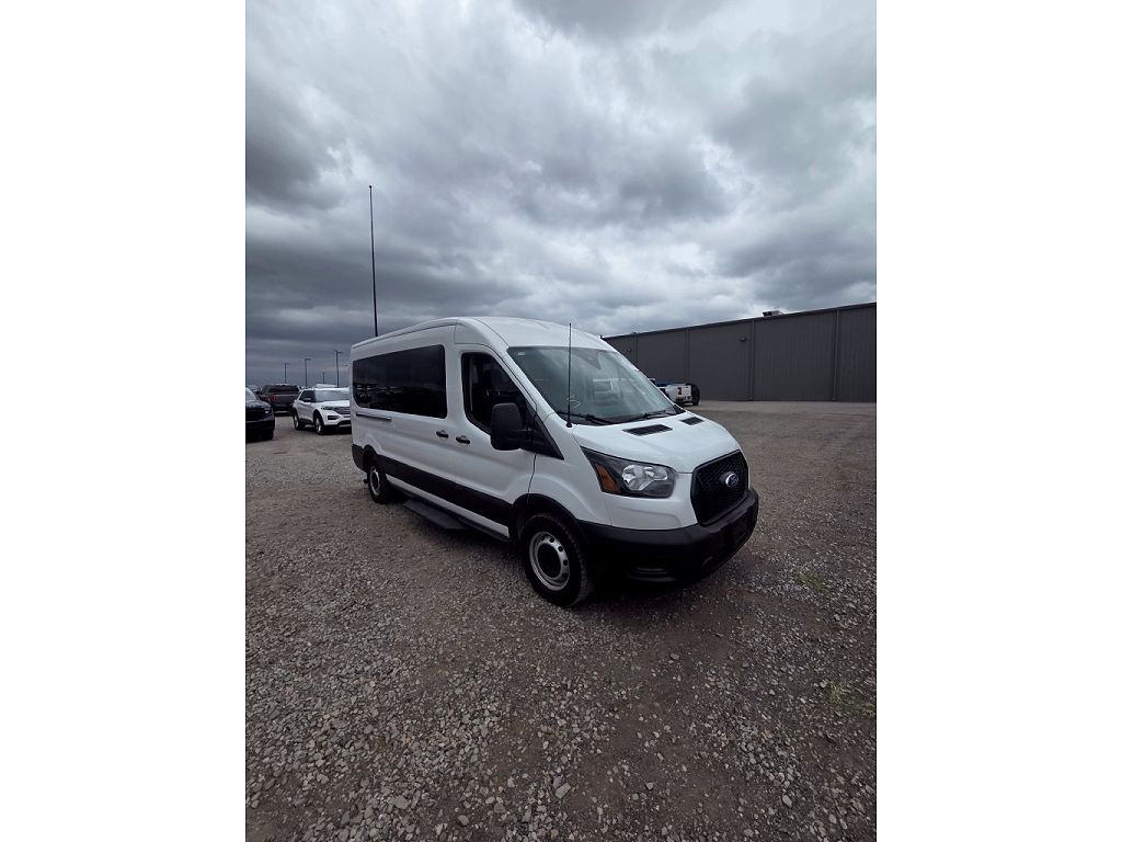 2025 Ford Transit 350 XLT Medium Roof