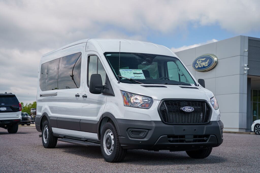 2026 Ford Transit 350 XLT Medium Roof