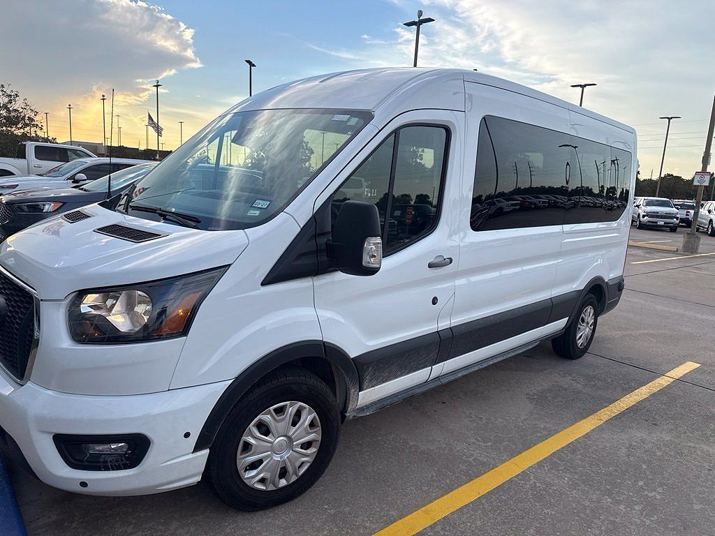 2024 Ford Transit 350 XL Medium Roof