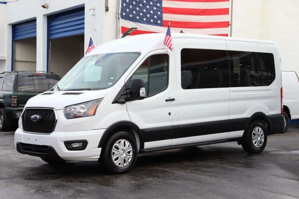 2024 Ford Transit 350 XL Medium Roof