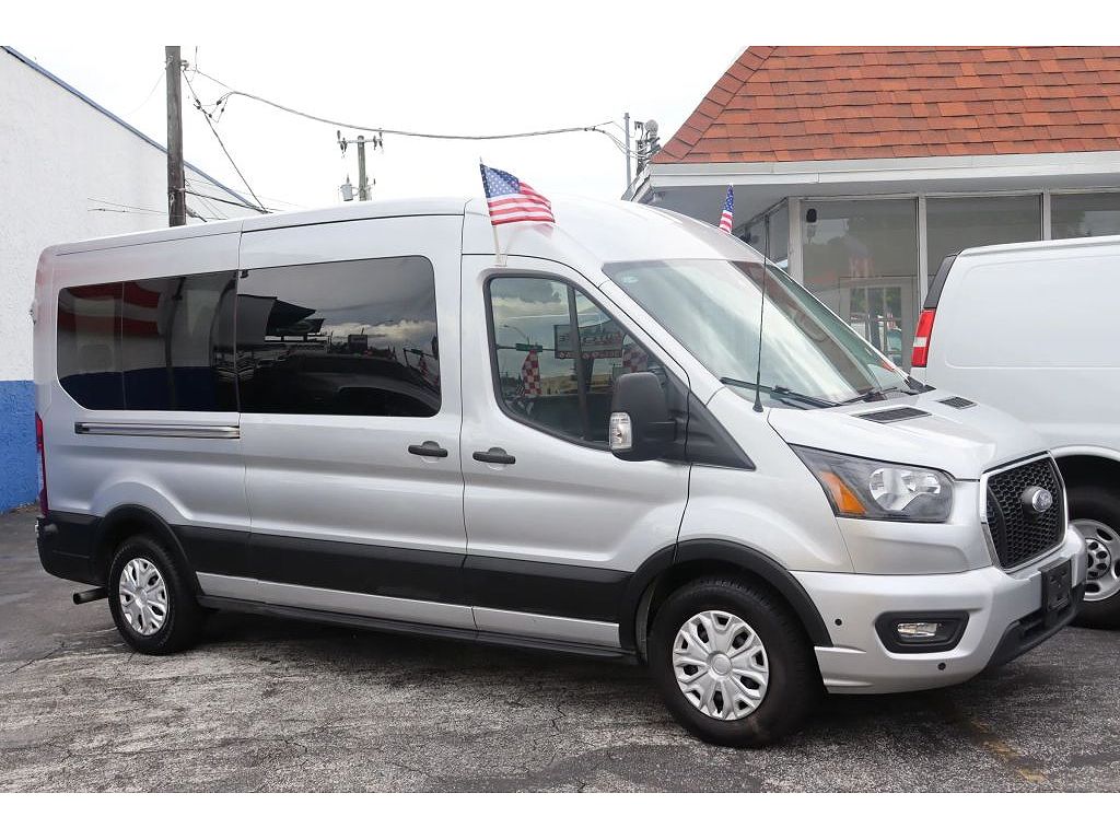2024 Ford Transit 350 XL Medium Roof