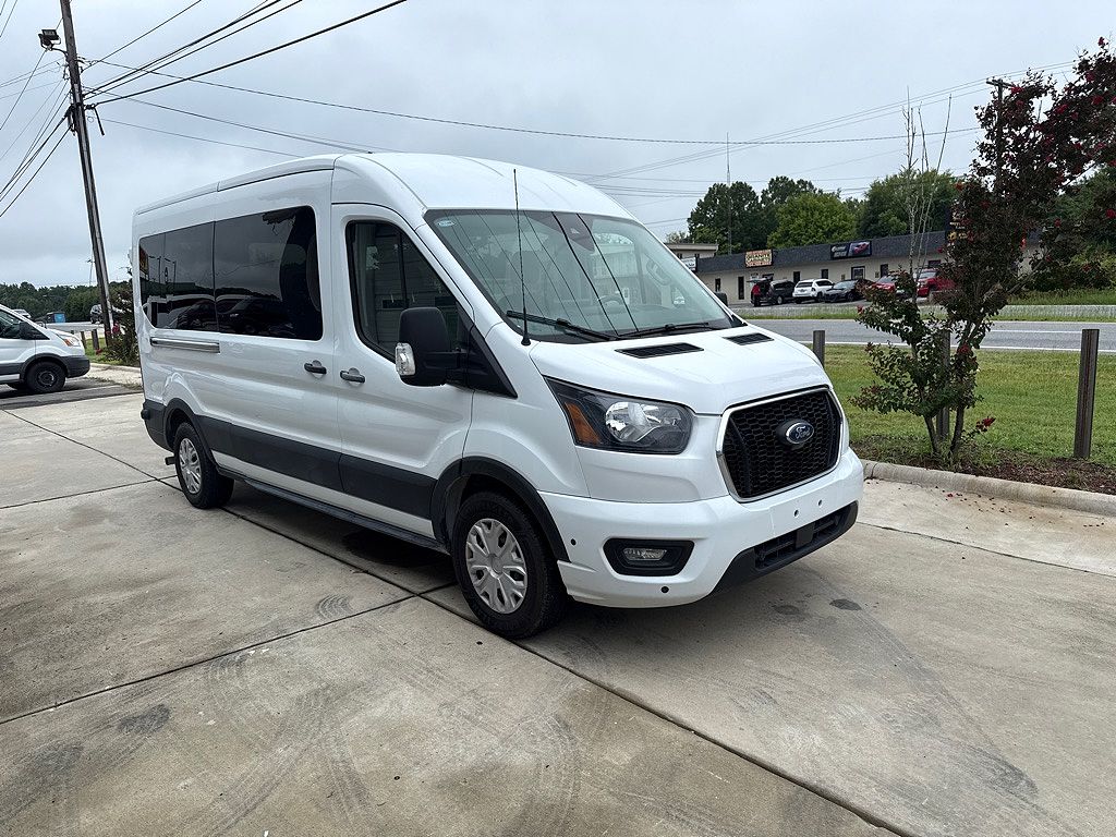 2024 Ford Transit 350 XLT Medium Roof