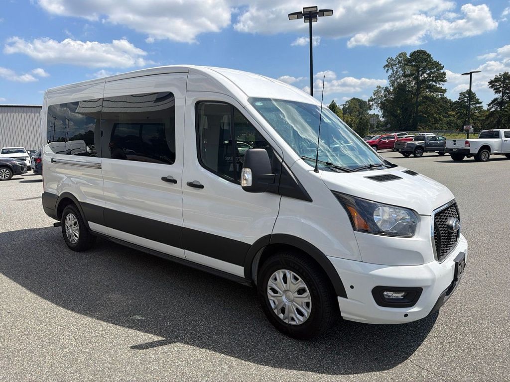 2025 Ford Transit 350 XL Medium Roof
