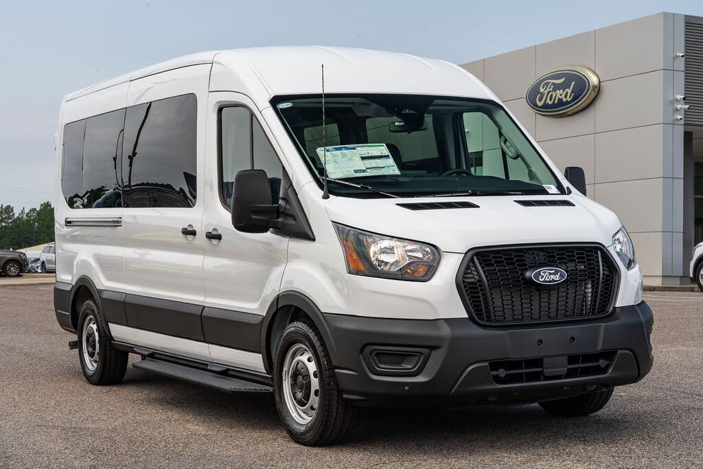 2026 Ford Transit 350 XLT Medium Roof