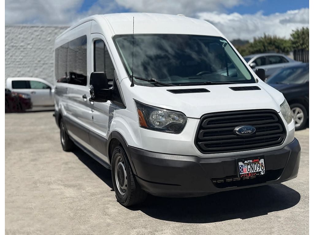 2017 Ford Transit Wagon 350 XL Medium Roof