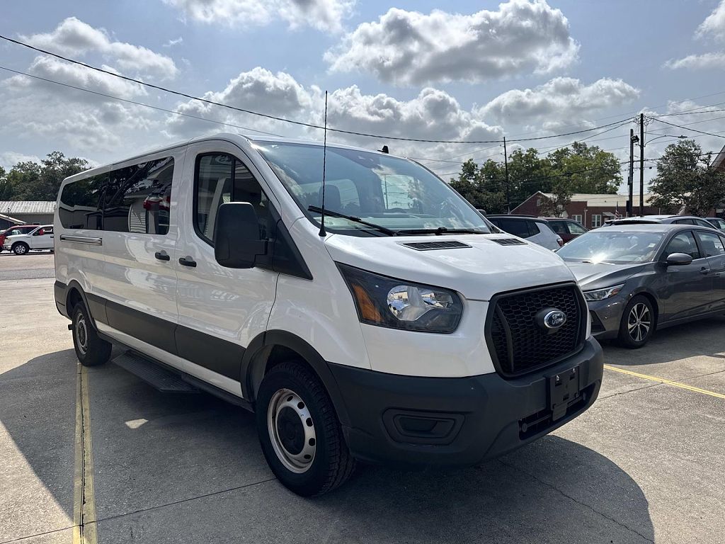 2023 Ford Transit 350 XLT Low Roof