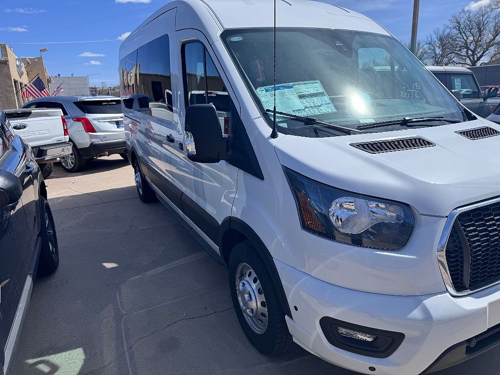 2025 Ford Transit 350 XL Medium Roof