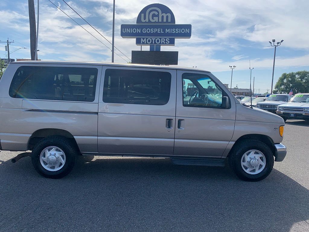2001 Ford Econoline E-350 Super Duty XLT