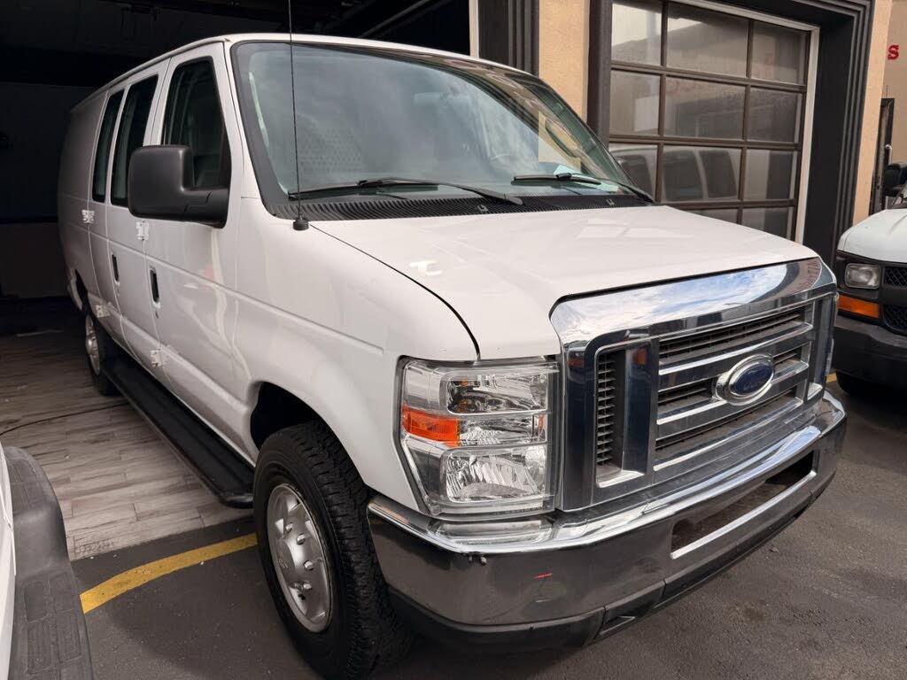 2012 Ford E-Series E-350 Super Duty XL