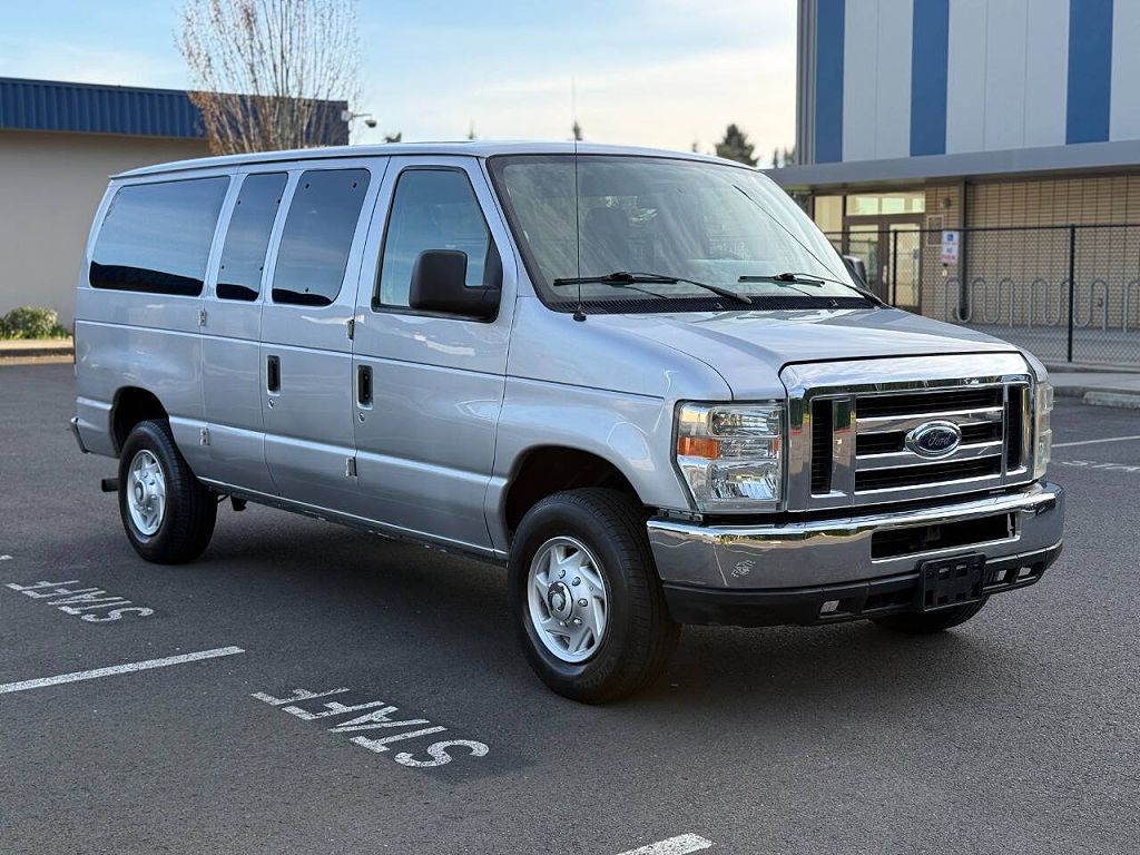 2011 Ford Econoline E-350 Super Duty XLT