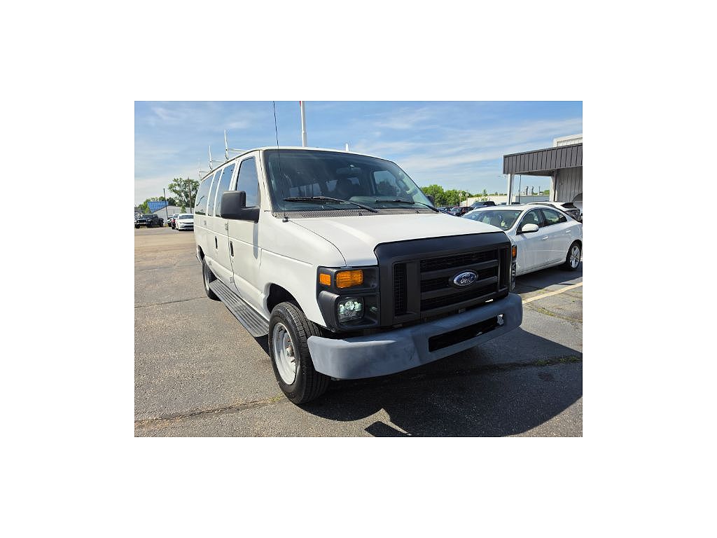 2011 Ford Econoline E-350 Super Duty XLT