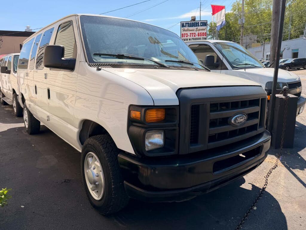 2013 Ford E-Series E-350 Super Duty XL