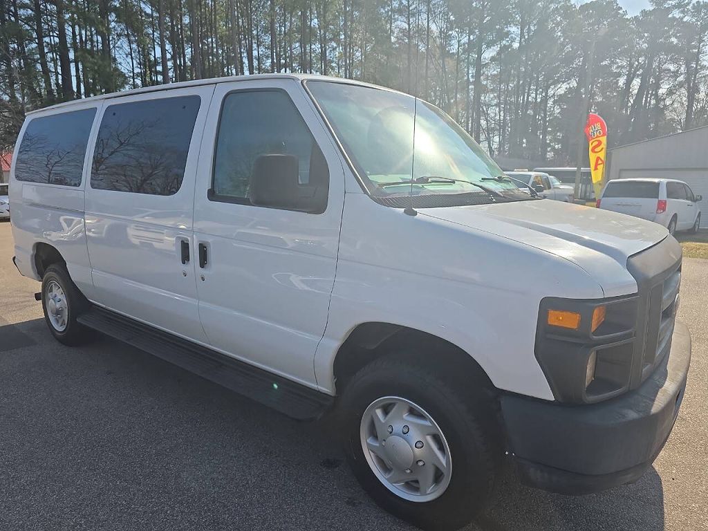 2014 Ford Econoline E-350 Super Duty XLT