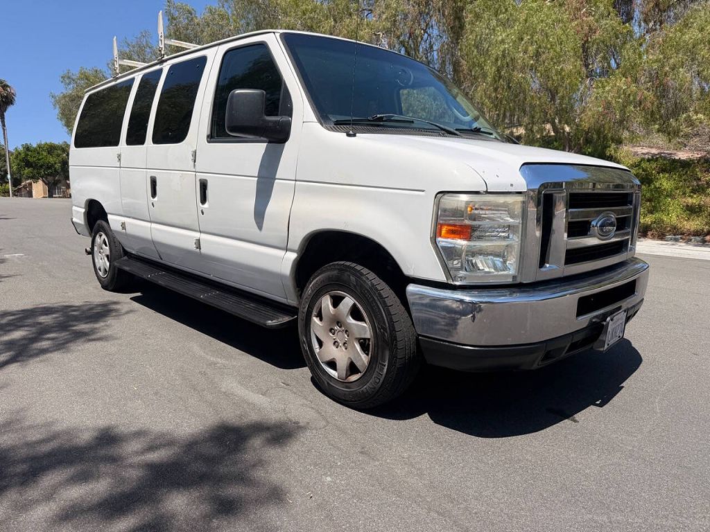 2013 Ford Econoline E-350 Super Duty XLT