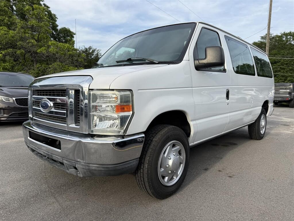 2013 Ford E-Series E-350 Super Duty XL