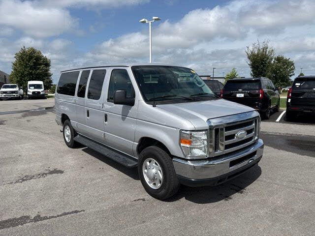 2014 Ford E-Series E-350 Super Duty XL