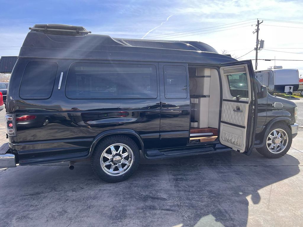 2009 Ford Econoline E-350 Super Duty XLT