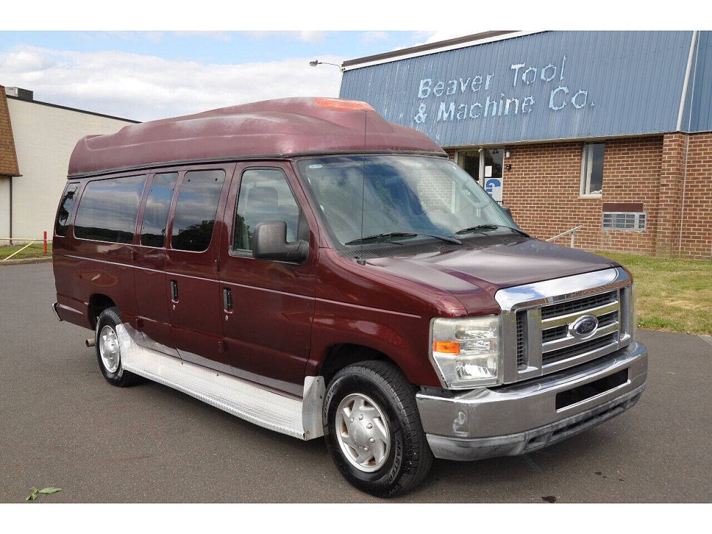 2010 Ford Econoline E-350 Super Duty XLT