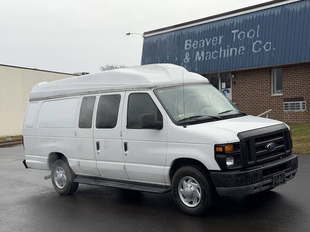 2010 Ford Econoline E-350 Super Duty XLT