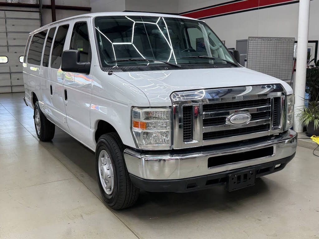 2014 Ford Econoline E-350 Super Duty XLT
