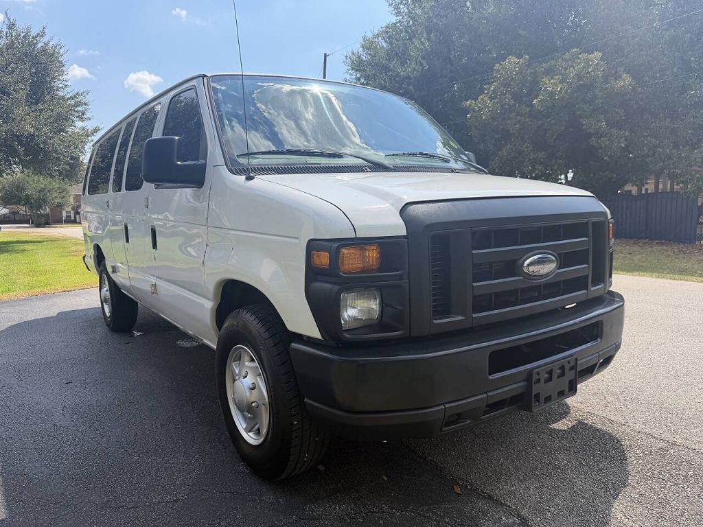 2011 Ford Econoline E-350 Super Duty XLT