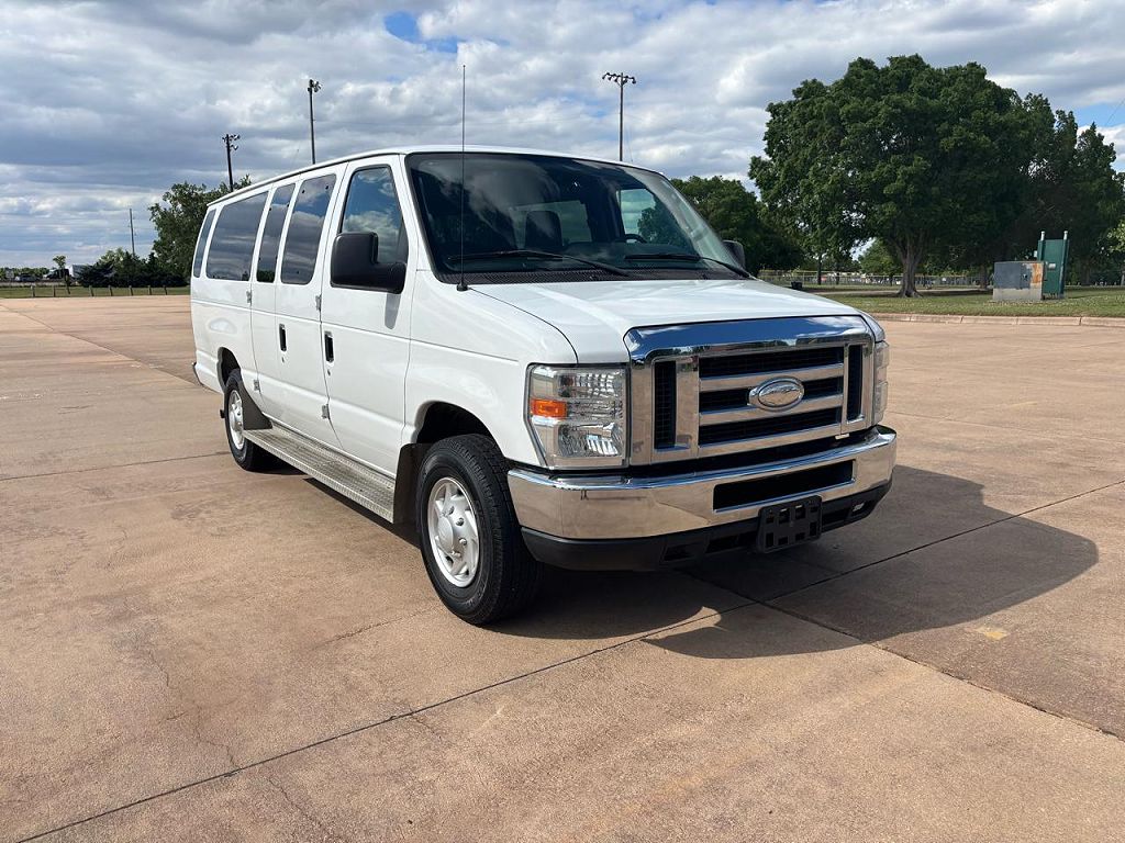 2014 Ford Econoline E-350 Super Duty XLT