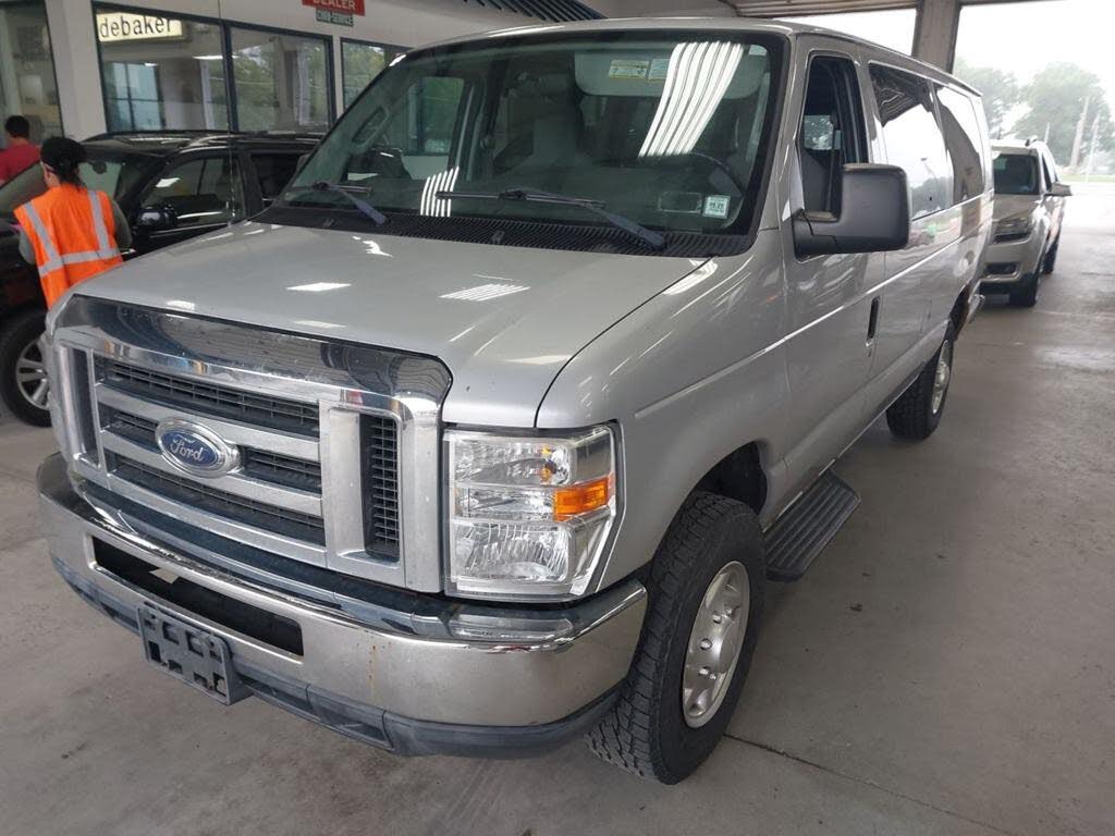 2011 Ford Econoline E-350 Super Duty XLT