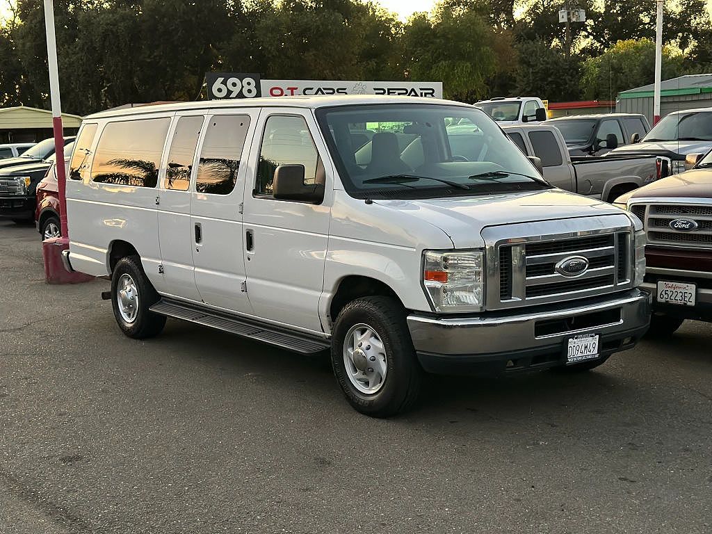 2012 Ford Econoline E-350 Super Duty XL