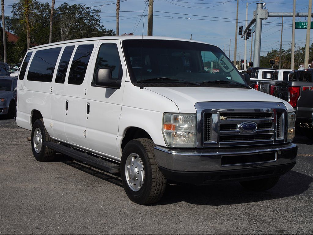 2011 Ford Econoline E-350 Super Duty XLT
