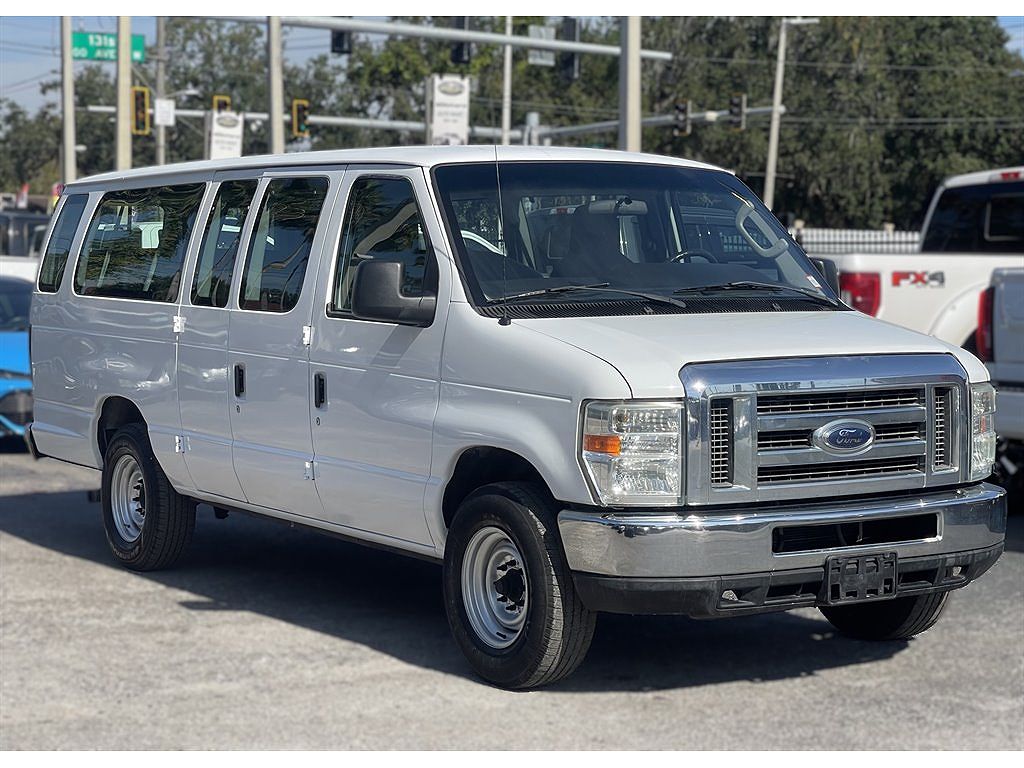 2011 Ford Econoline E-350 Super Duty XLT