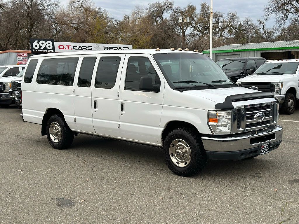 2011 Ford Econoline E-350 Super Duty XLT