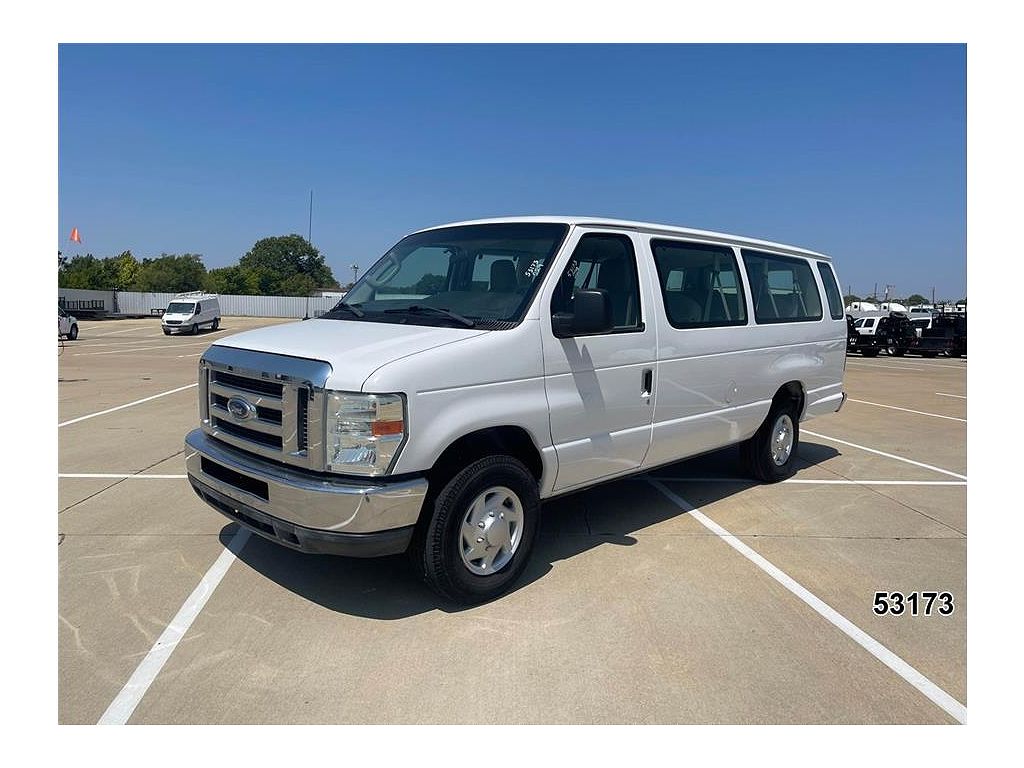 2014 Ford Econoline E-350 Super Duty XLT