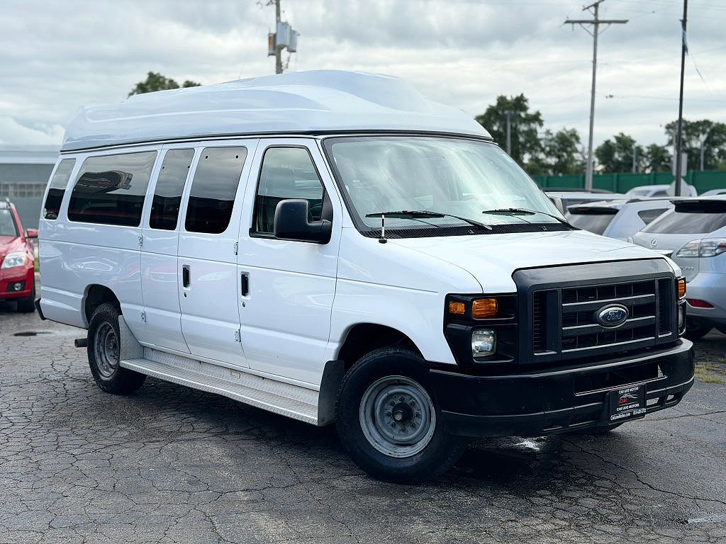 2011 Ford Econoline E-350 Super Duty XLT