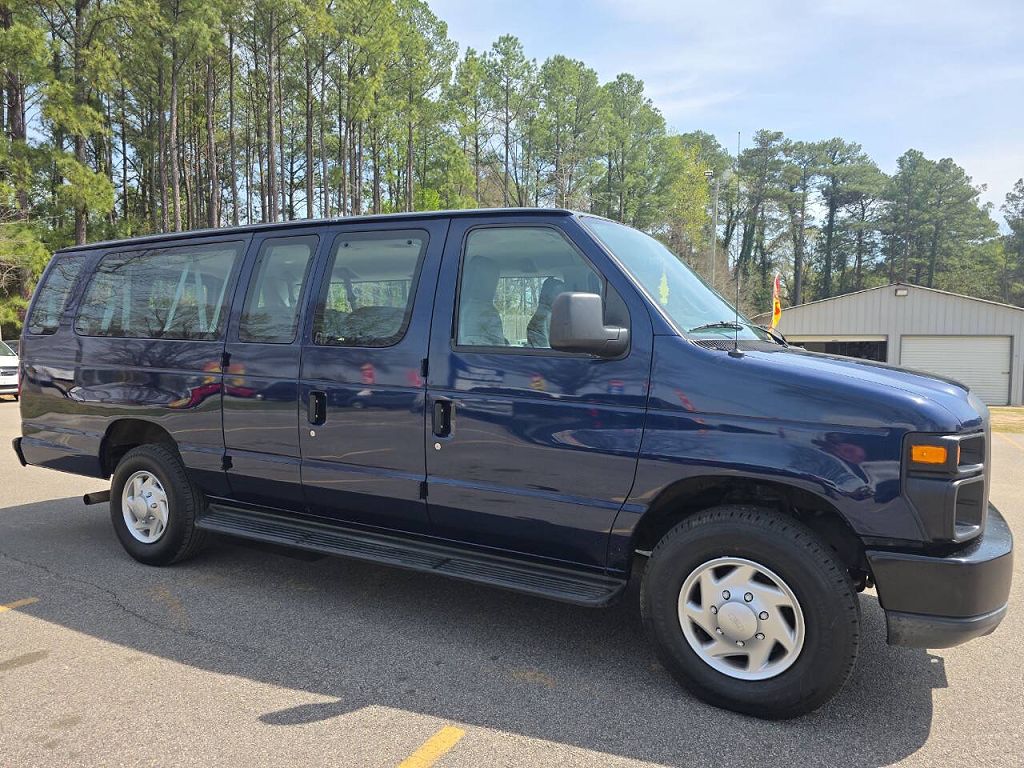 2014 Ford Econoline E-350 Super Duty XLT