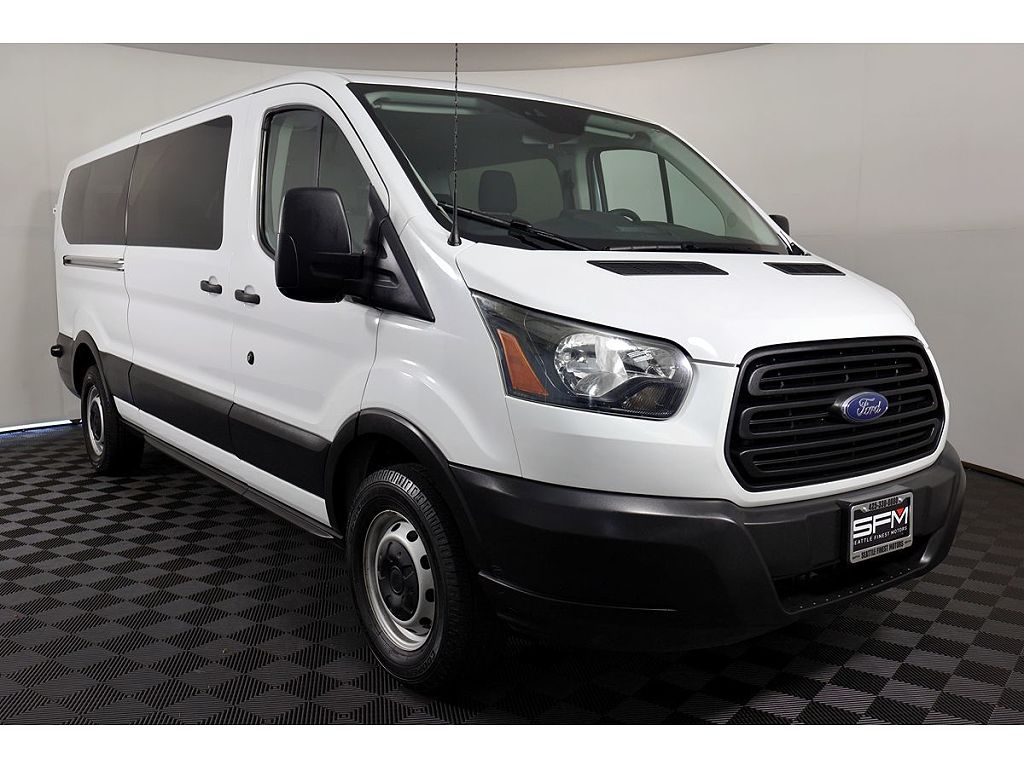 2019 Ford Transit Passenger Wagon T-350 XL 15 Passenger