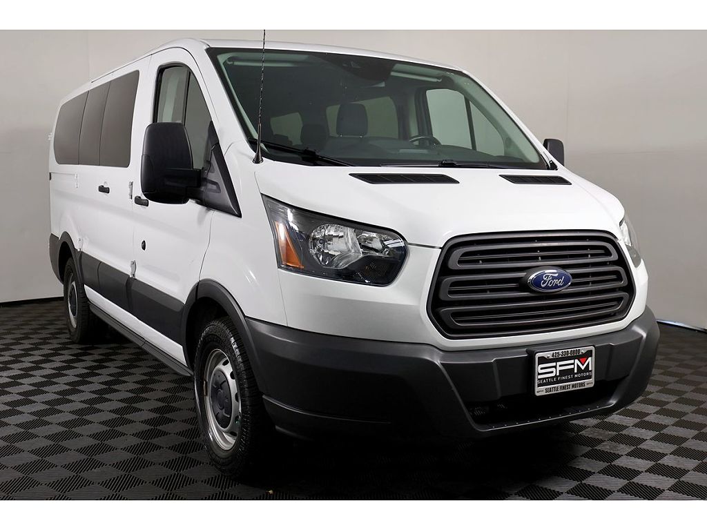 2019 Ford Transit Passenger Wagon T-350 XL 15 Passenger